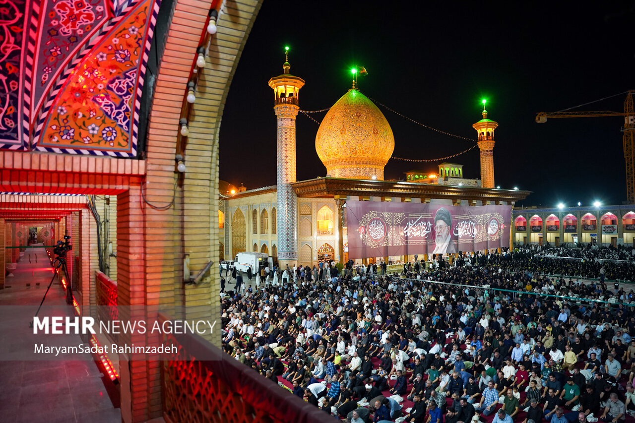 برگزاری سوگواری امام حسن عسکری(ع) و رهبر شهید در حرم شاهچراغ(ع)