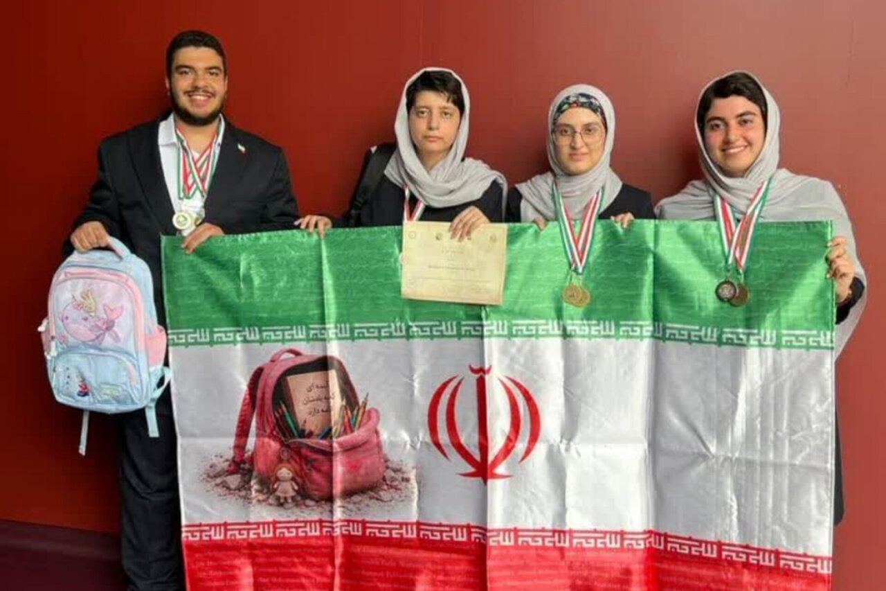 درخشش دانش‌آموز شیرازی در المپیاد جهانی علوم زمین با کسب سه مدال