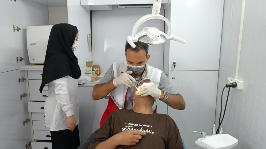 ارائه بیش از ۴۰۰ خدمت سلامت‌محور در مرودشت همزمان با هفته دولت