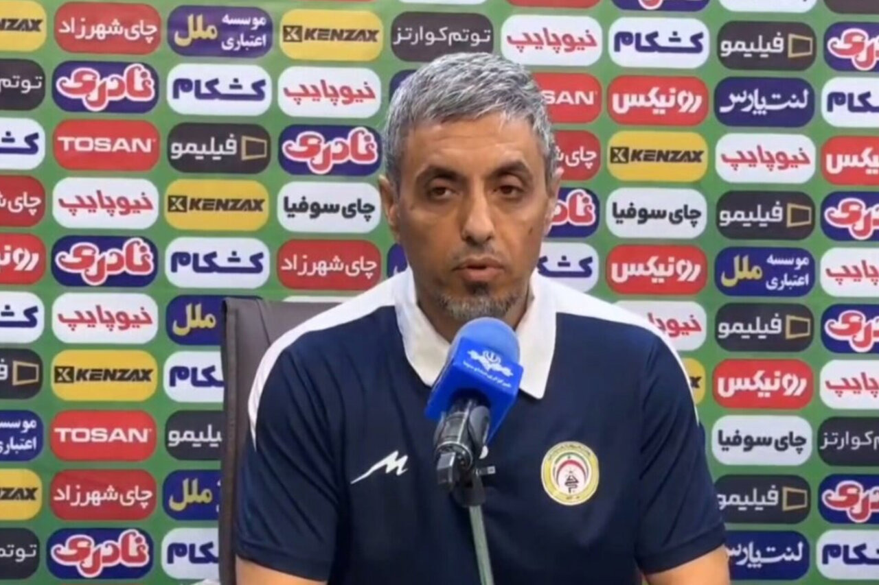 خطیبی: کسی نمی‌تواند به فوتبال فجر ایراد بگیرد