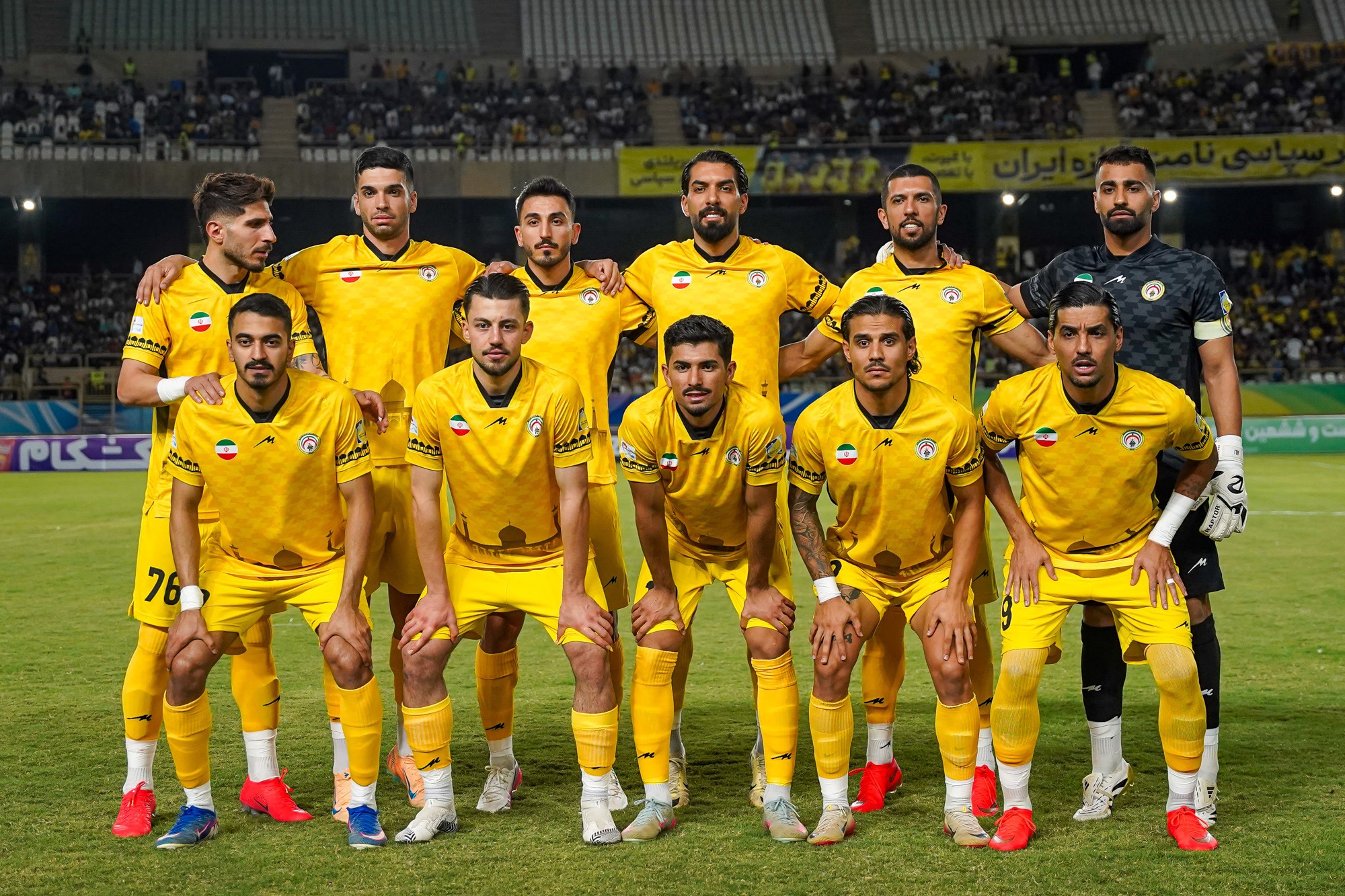 فجر سپاسی شیراز، امشب میزبان ذوب آهن اصفهان است