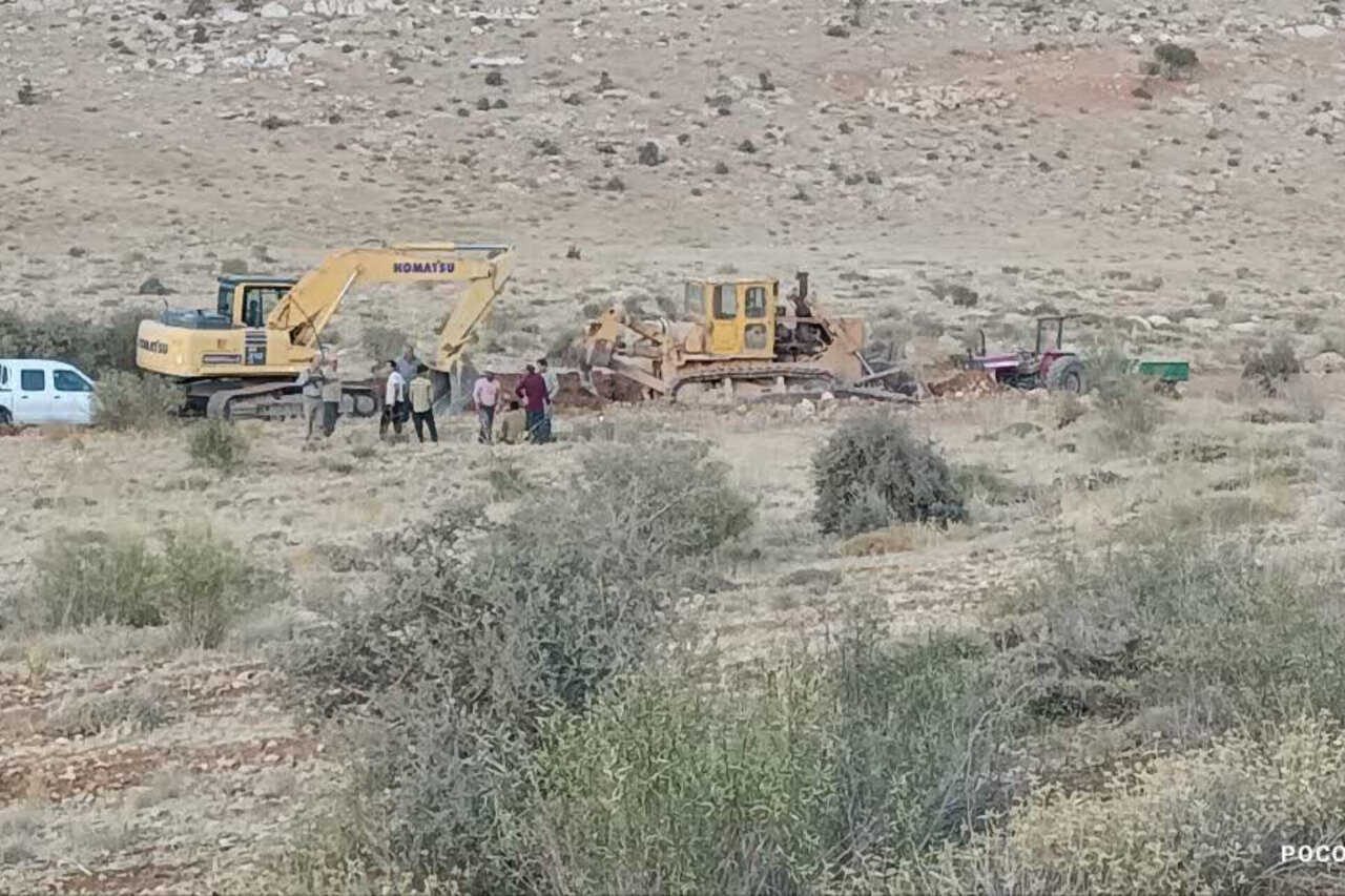 توقیف بولدوزرهای متخلف در منطقه حفاظت‌شده بستانک فارس