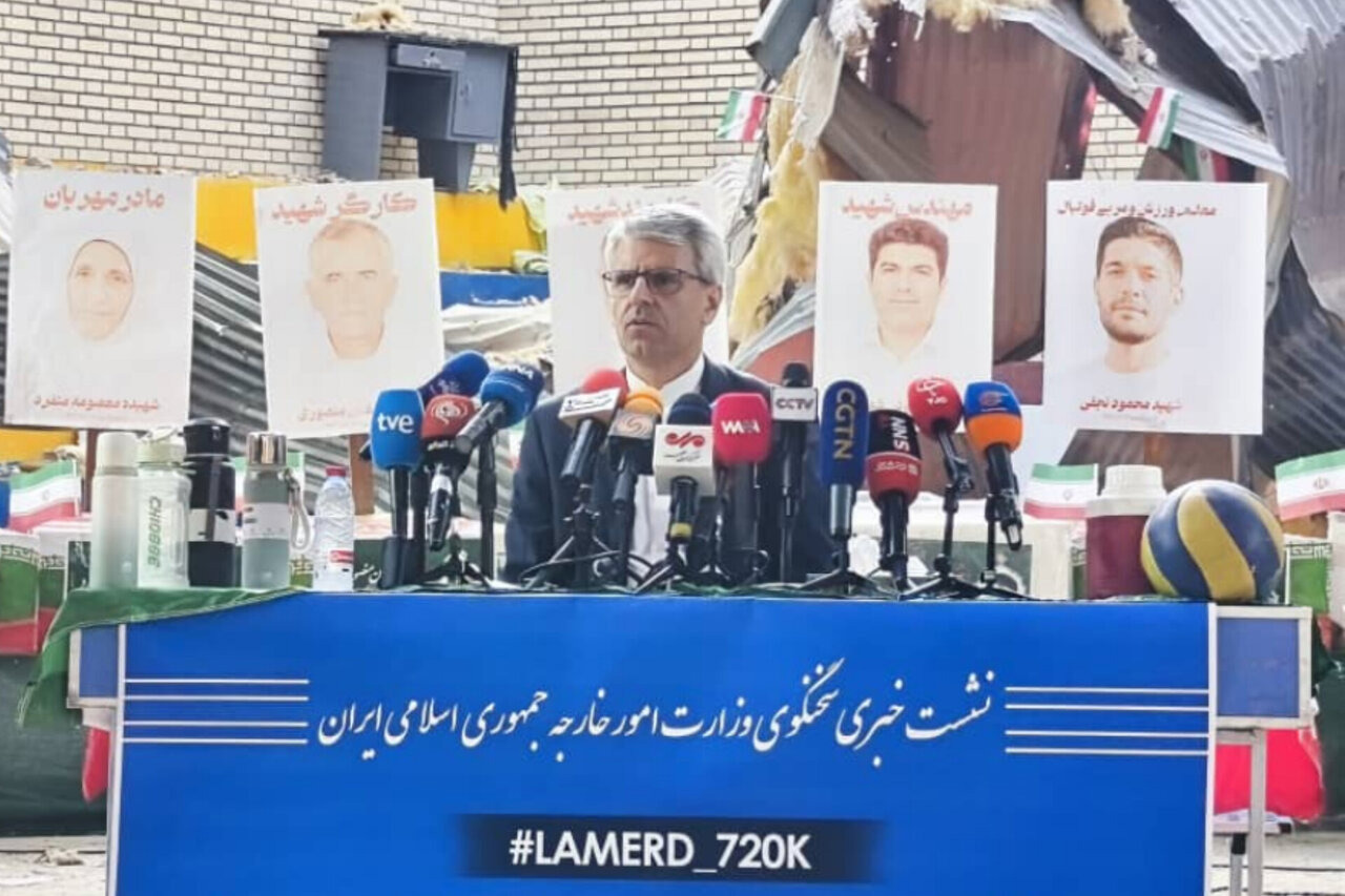 بقایی: حمله آمریکا به مناطق مسکونی لامرد یک جنایت جنگی است