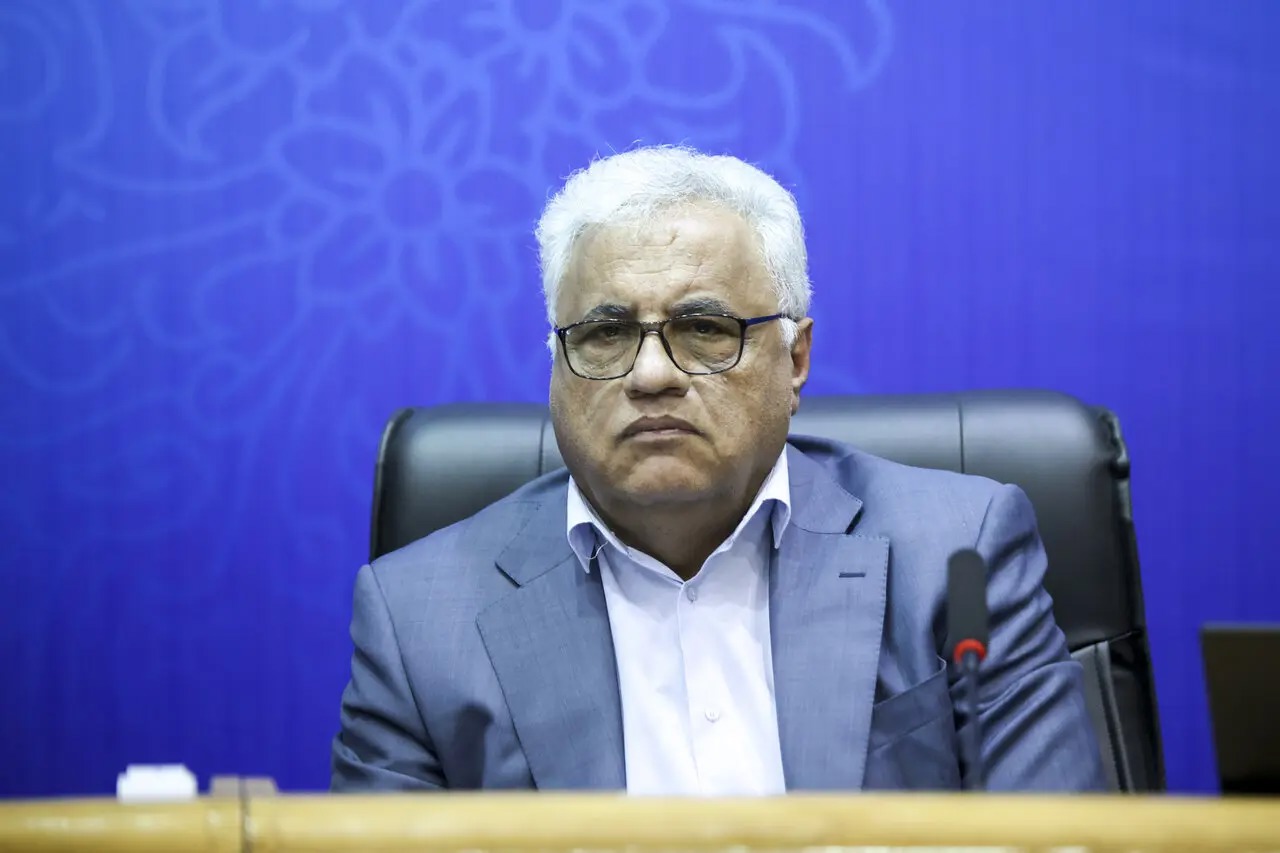از انبوه‌سازی دولتی به سمت «خودسازندگی» و تکمیل زیرساخت‌های کلیدی