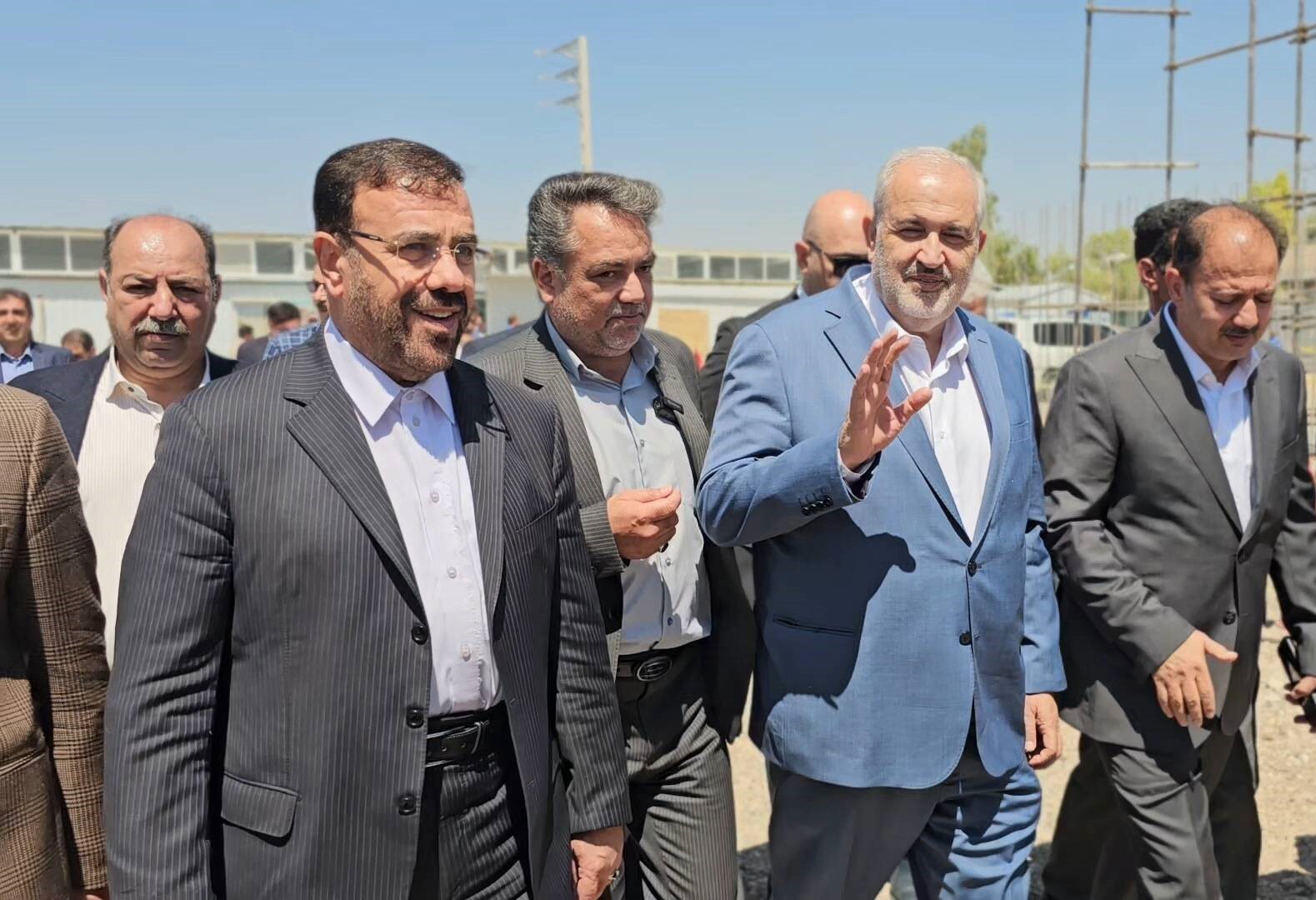 بازدید وزیر نیرو از تصفیه خانه فاضلاب فسا