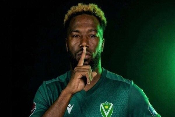 النصر به مهاجم گل نزن استقلال دل بست؛ مأموریت نازون در لیبی
