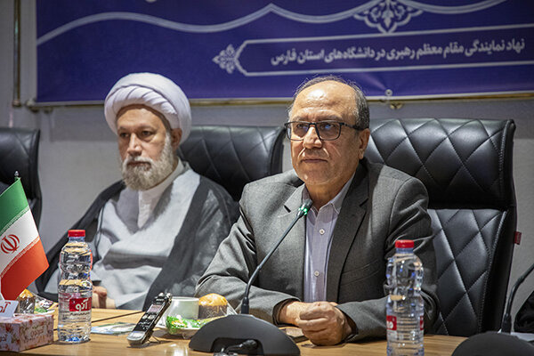 افشاری‌فر: مأموریت دانشگاه فقط تولید علم و تربیت نیروی انسانی نیست