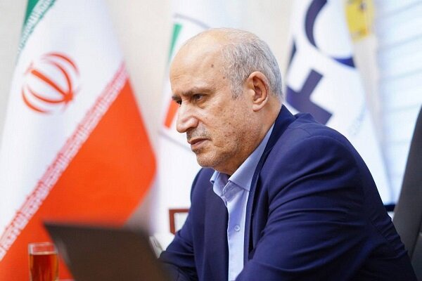 تاج: قطر آماده میزبانی است؛ نباید بهانه دست فیفا بدهیم