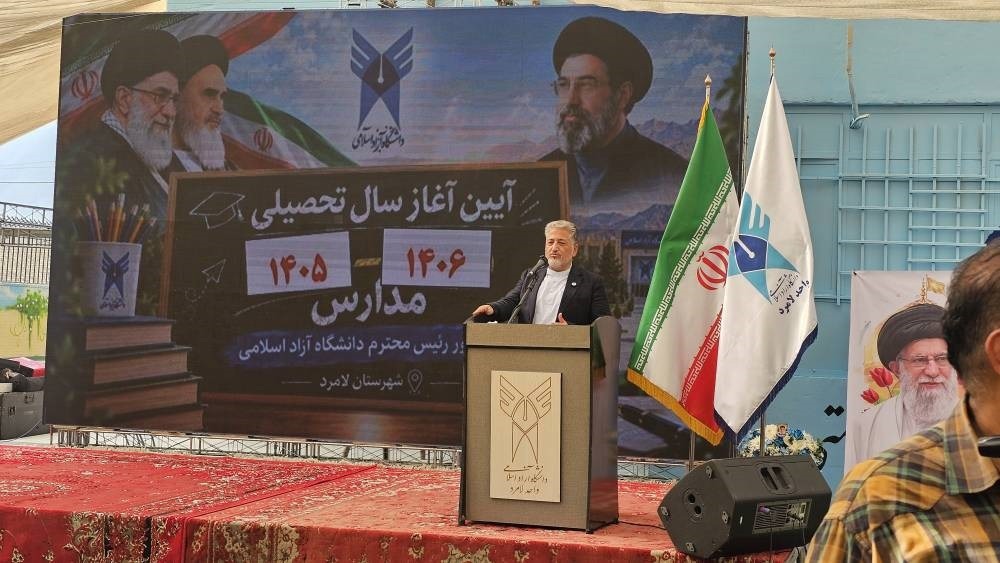 دانش آموزان آسیب دیده از جنگ تحمیلی ، بورس تحصیلی دانشگاه آزاد می‌شوند