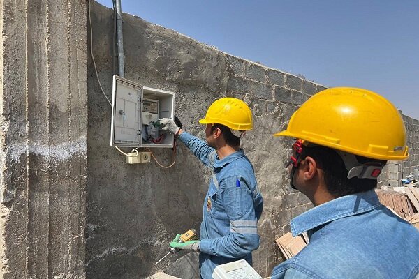 شناسایی و جمع‌آوری ۴ هزار انشعاب غیرمجاز برق در فارس