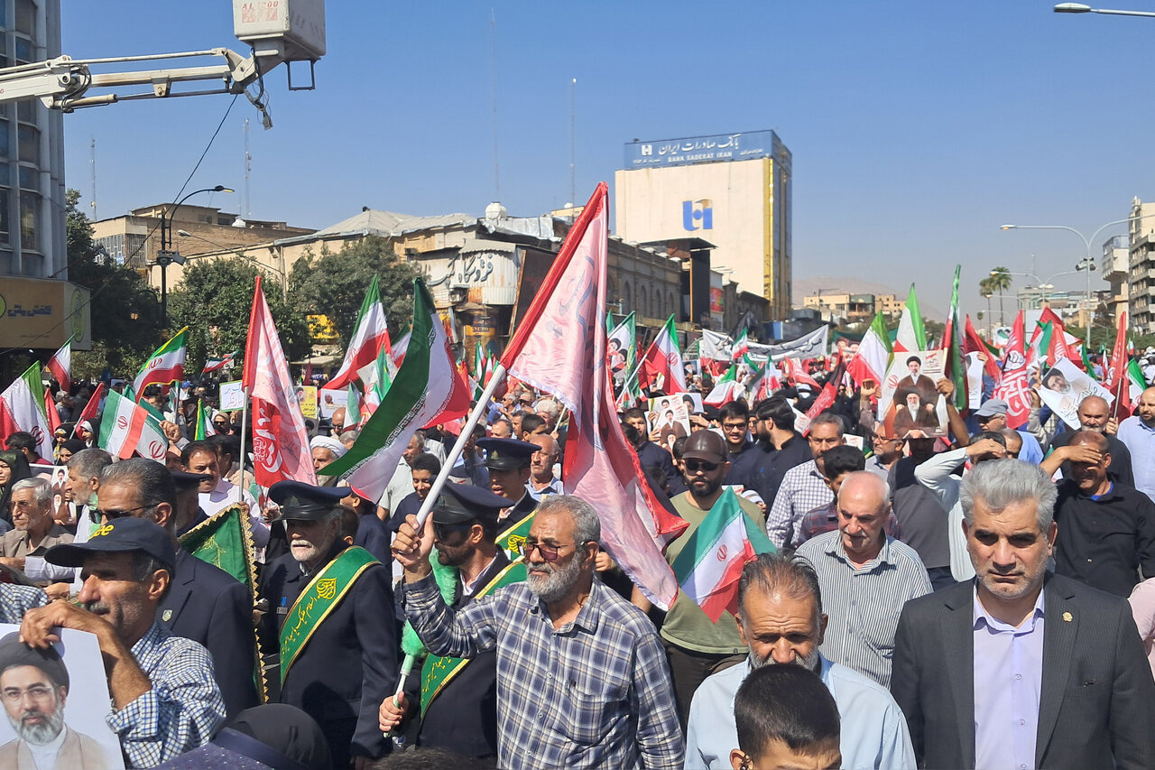 آغاز رزمایش جان‌فدایان ایران در شیراز