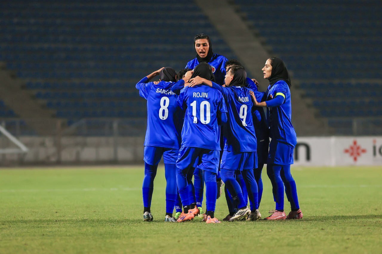 شکست استقلال و پرسپولیس در هفته دوم؛ سپاهان همچنان بدون توقف