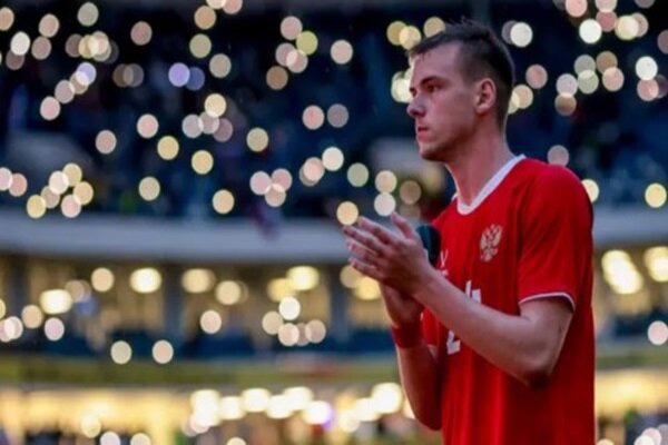 مدافع روسیه بازی با ایران را از دست داد