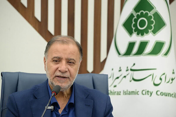 مدیریت یک ایستگاه آتش‌نشانی در شیراز به بانوان سپرده می‌شود