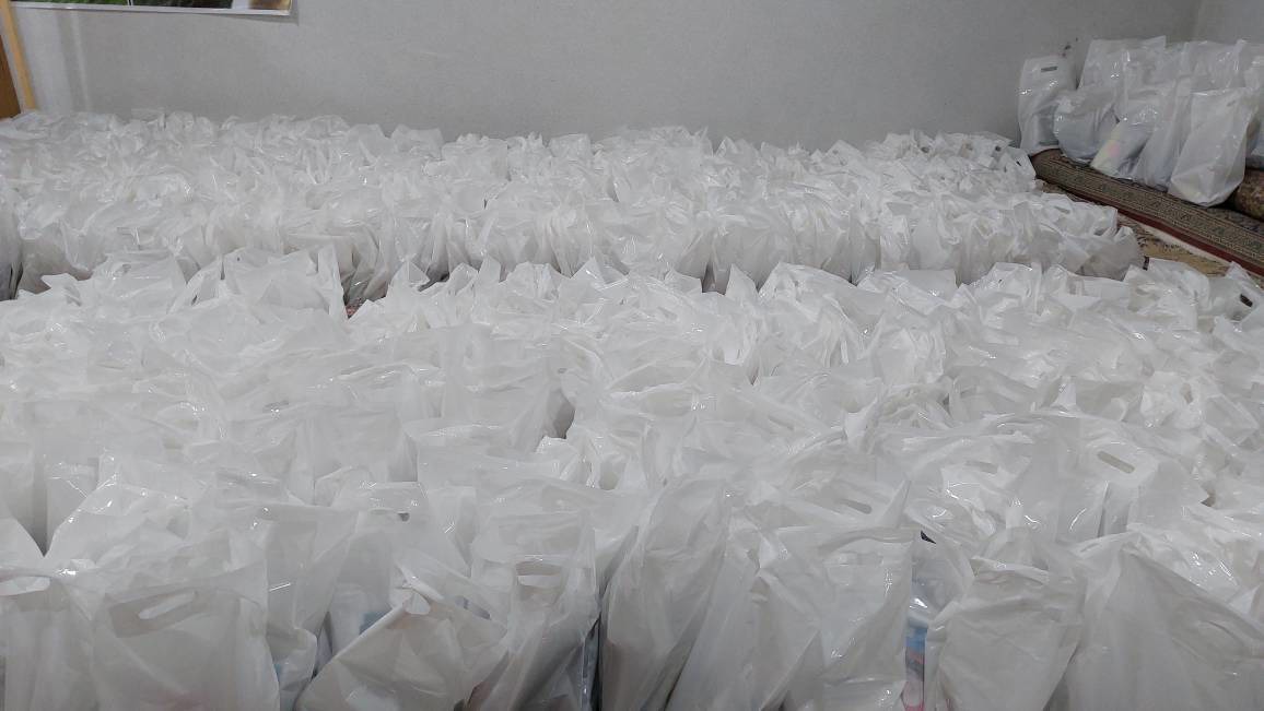 اهدای ۷۰۰ بسته نوشت افزار به دانش آموزان نیازمند در شهرستان آباده