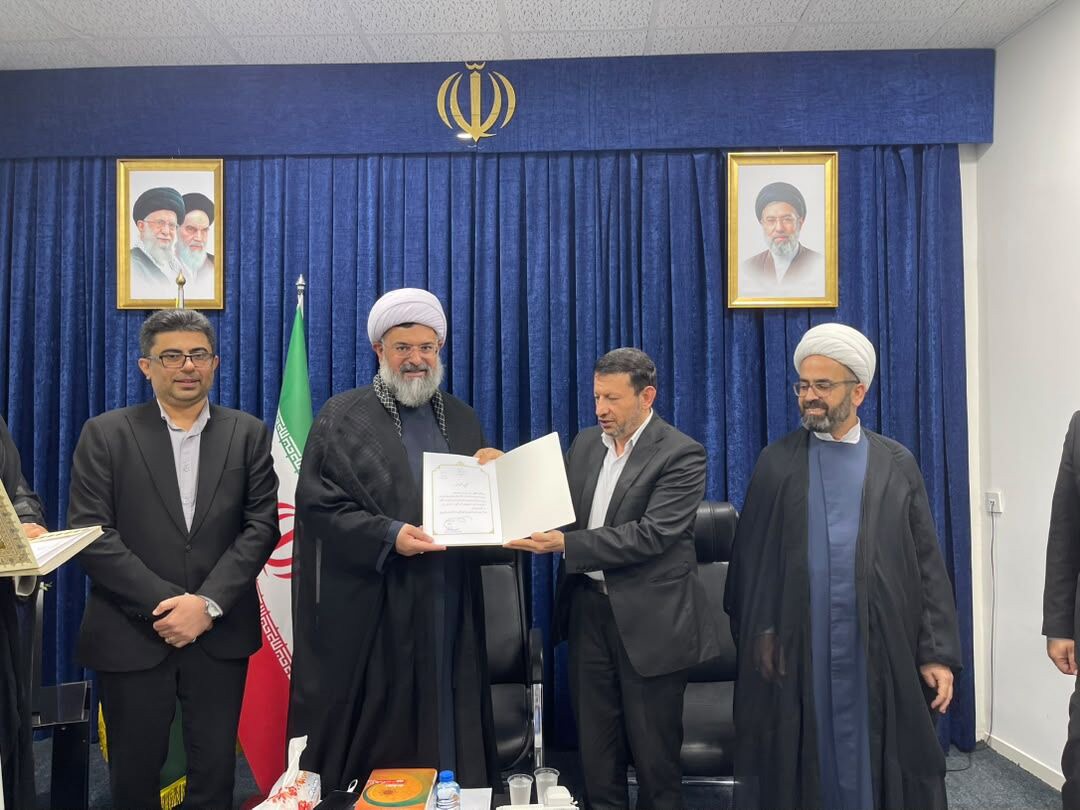 احکام صلح‌یاری برای ۳۰ طلبه و روحانی شهرستان دشتی بوشهر صادر شد