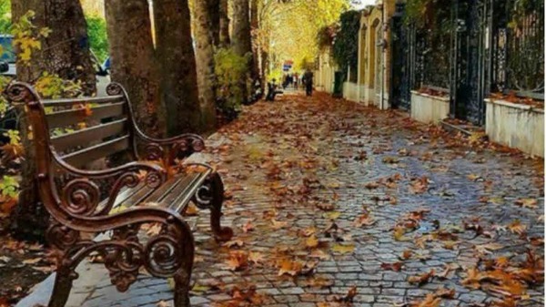 پاییز شیرازی