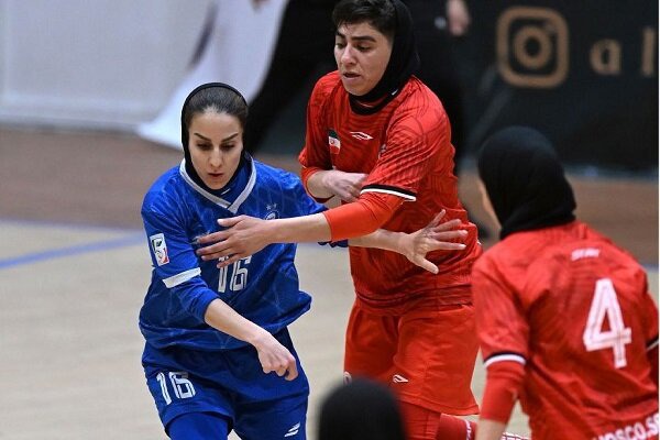 توفان آبی‌ها در رفسنجان؛ استقلال با ۱۲ گل فصل را آغاز کرد