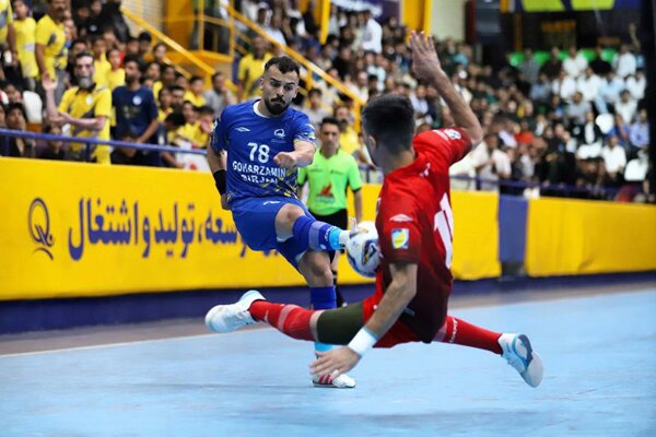 هفته دهم لیگ برتر فوتسال با برد پرگل گهر زمین آغاز شد