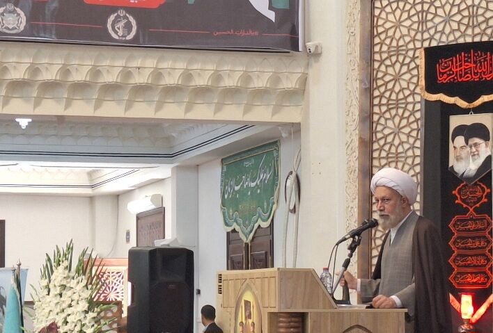 خطیب جمعه شیراز : اقتصاد ایران باید به جایگاهی برسد که دیگران برای تعامل با ما نیازمند باشند